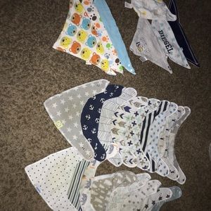 22 ABbaby bibs